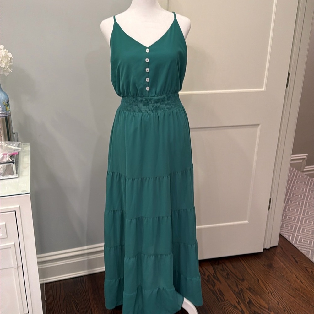Pretty Garden maxi dress. Great condition! Women’s size S.